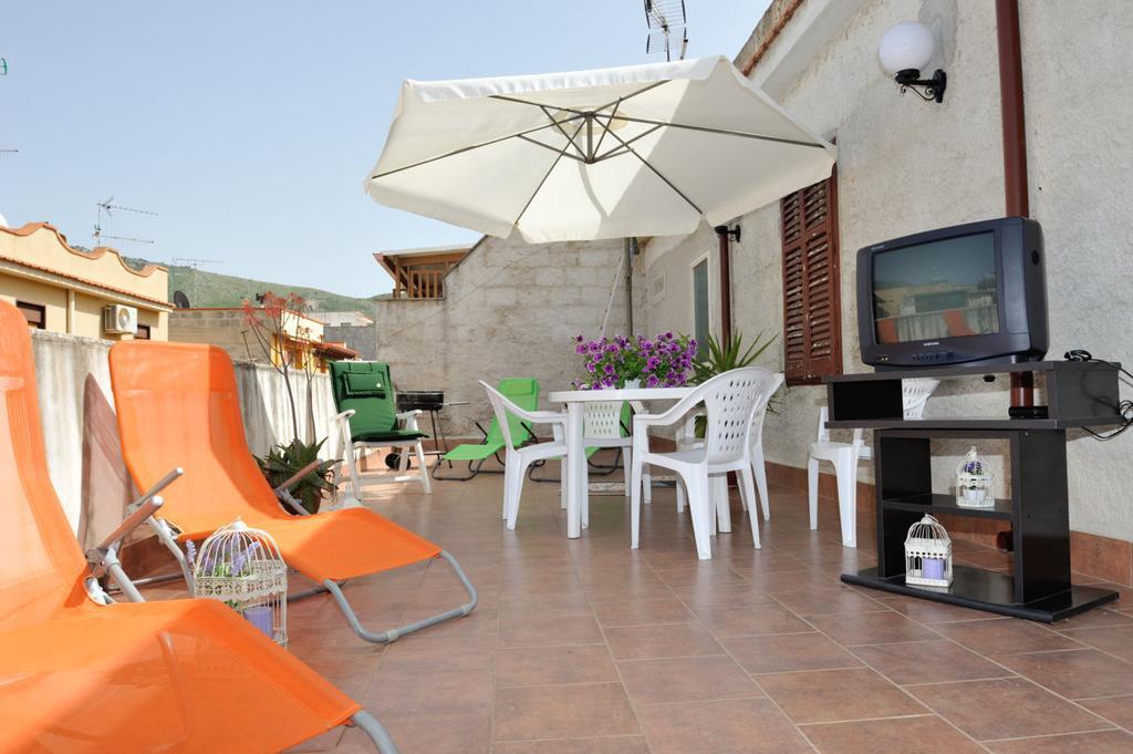 Case Vacanze Terra Sinus Terrasini Exterior foto