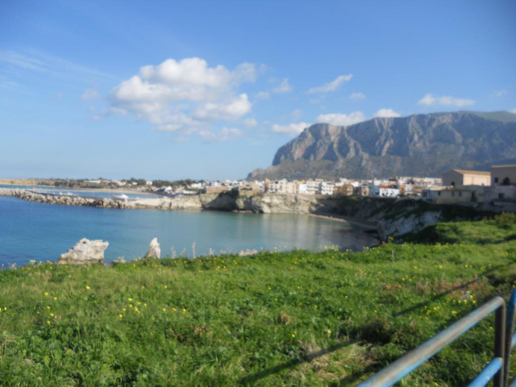 Case Vacanze Terra Sinus Terrasini Exterior foto